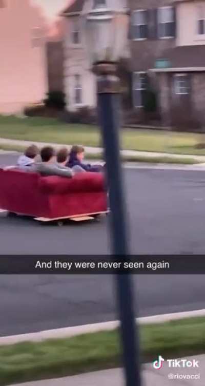 Men with sofa-skater...