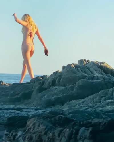 Willow Shields