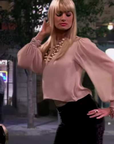 Beth Behrs