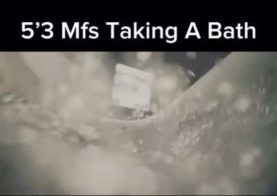 5â3 Mfs Taking A Bath
