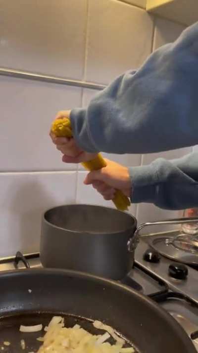 Why you shouldn’t break pasta