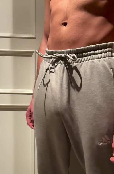 Wanna see what&rsquo;s hiding behind my pants?