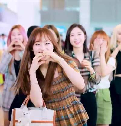 200913 - Chuu
