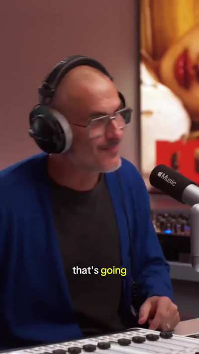 251212 Zane Lowe TikTok Update w/ Ros&eacute;