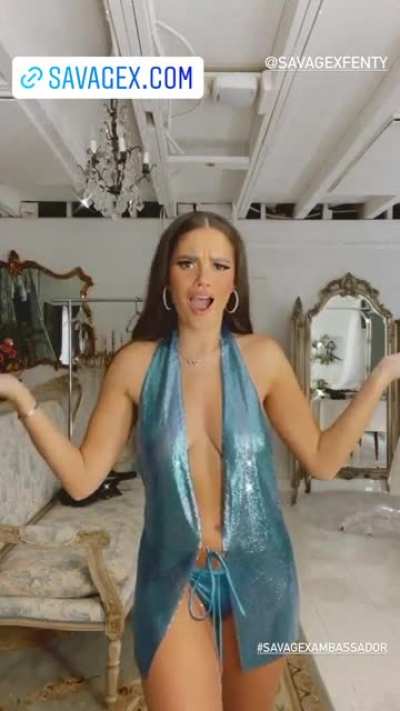 G-string & Sideboob
