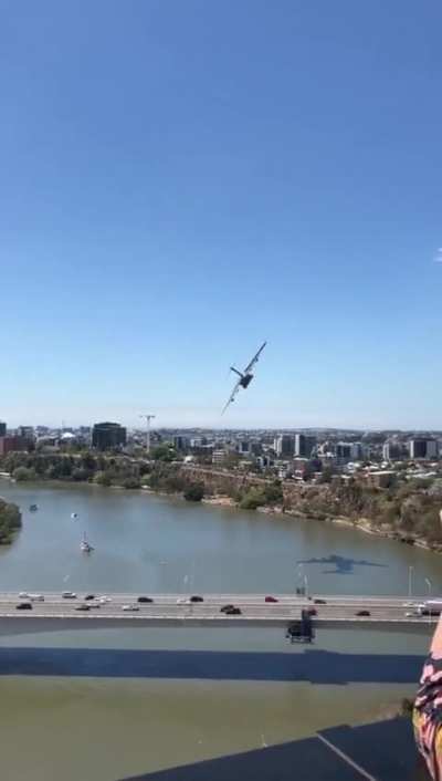 Buzzing the city of Brisbane