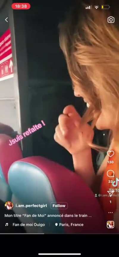 French &laquo; singer &raquo; asks the staff of a French train to play her (shitty) song. 0 fuck was given, oh and the name of the song ? &laquo; I&rsquo;m my biggest fan &raquo; sweating with main character energy.