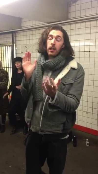 Hozier himself singing Take Me To Church in NYC Subway