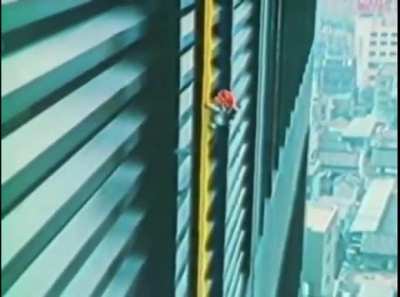 Saw a Japanese commercial on r/Unexpected. Put the Snake Eater theme over the top. Bon app&eacute;tit