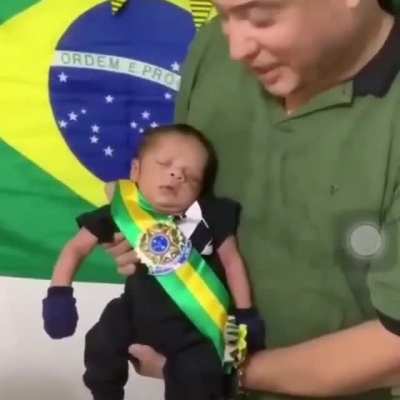 Que respeit&aacute;vel carreira esse jovem ir&aacute; escolher?