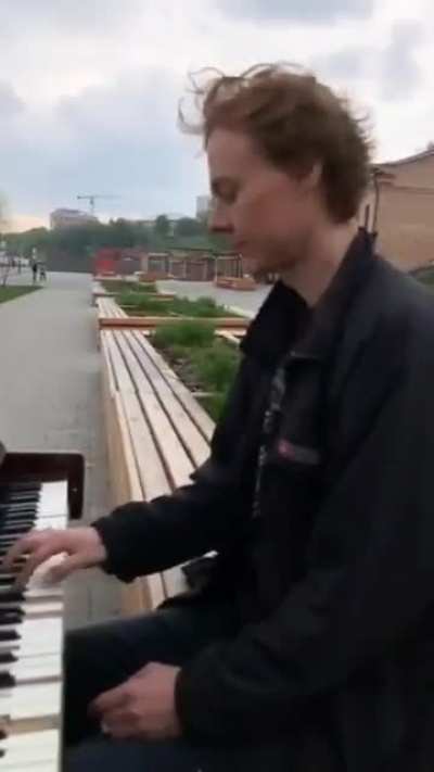 Meanwhile in Siberia, Tyumen (putin`s Russia) 19.05.22...Vladimir Fofanov, played the Anthem of Ukraine on the piano and... has been found guilty of "Nazi propaganda a.k.a. promoting Nazi symbols" and jailed for 14 days (Sound ON, 00:00:45 sec)