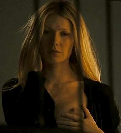 Gwyneth Paltrow nipple