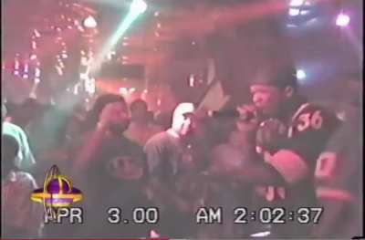 Tony Yayo really been with 50 since the beginning showing ass. Legendary