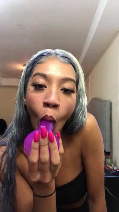 I been consistently posting bad bitches for yall for 2 months now they deleted my account came back wit another 1 the next day I think its time yall join that premium