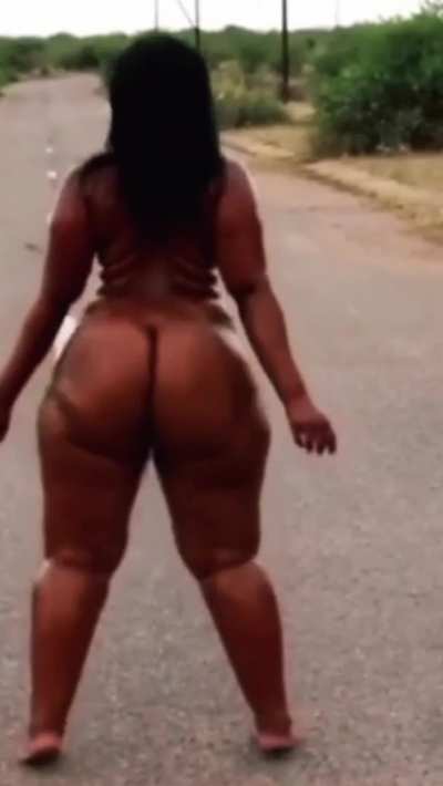 ThicK 🍑