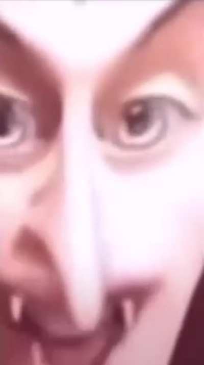 😳