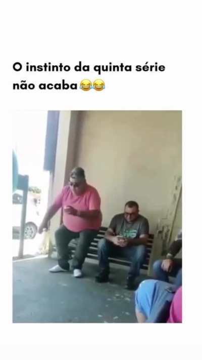 At&eacute; a amea&ccedil;a foi com pregui&ccedil;a