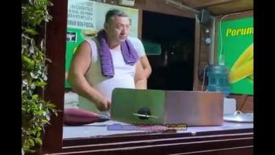 Cand imbini utilul cu placutul