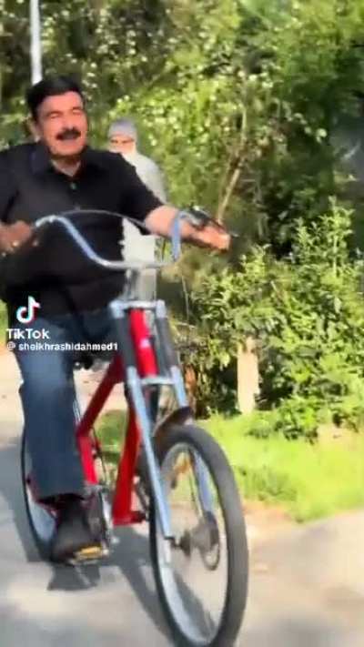 Pindi boy
