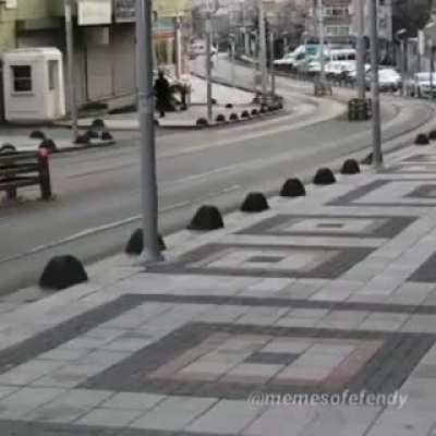 hiko baba aykut elmsaı d&ouml;v&uuml;yor