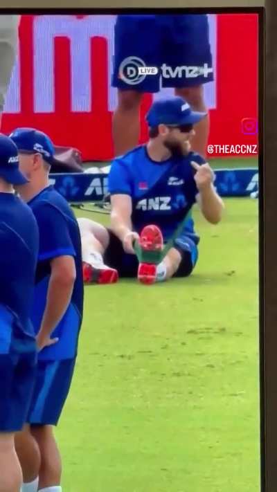 Only time a bowler will see Kane's middle stump