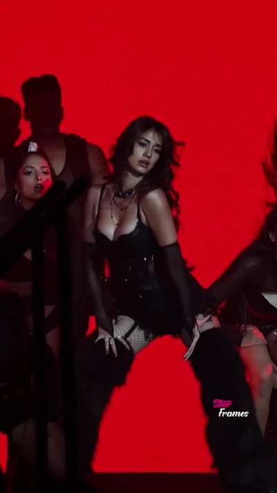 9 seconds of pleasure 😌😵&zwj;💫🤤🤤 Disha