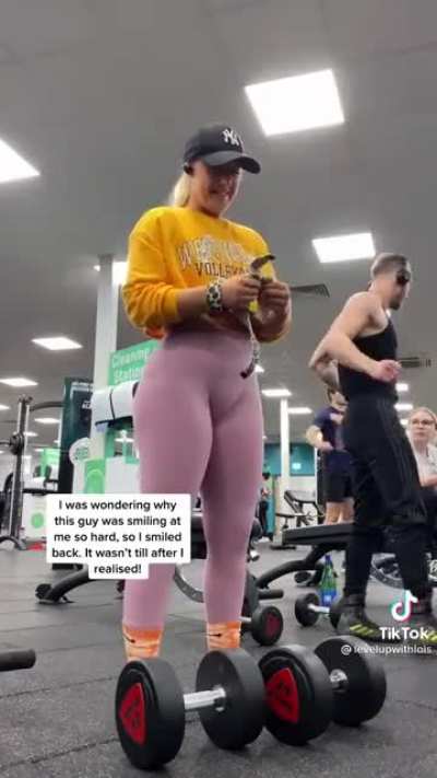 The girl on his left vs one on his right 😅. Yoga pants thots love to get you off while you work out