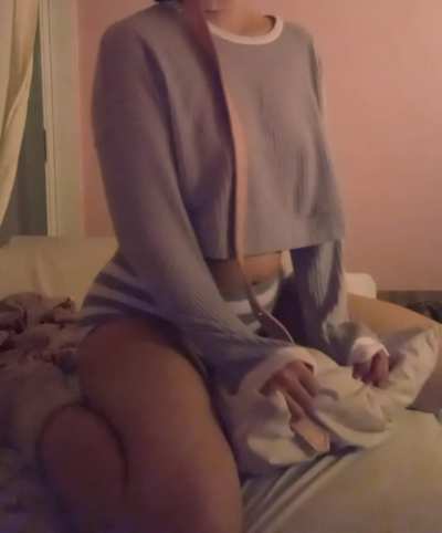 i'll hump my pillow until you get home daddy 😗
