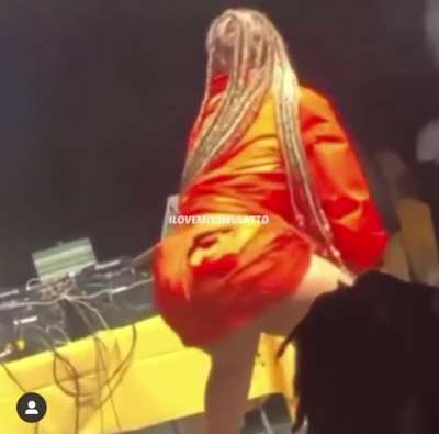 Upvote if you&rsquo;d get behind that😮&zwj;💨😮&zwj;💨😮&zwj;💨