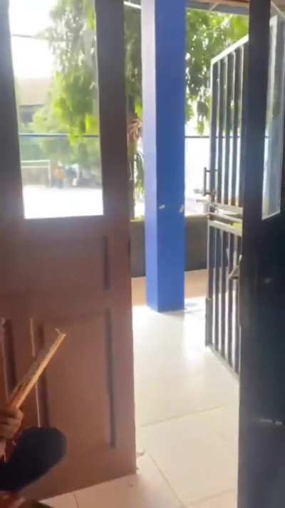 siapa yang suka iniin di perpu