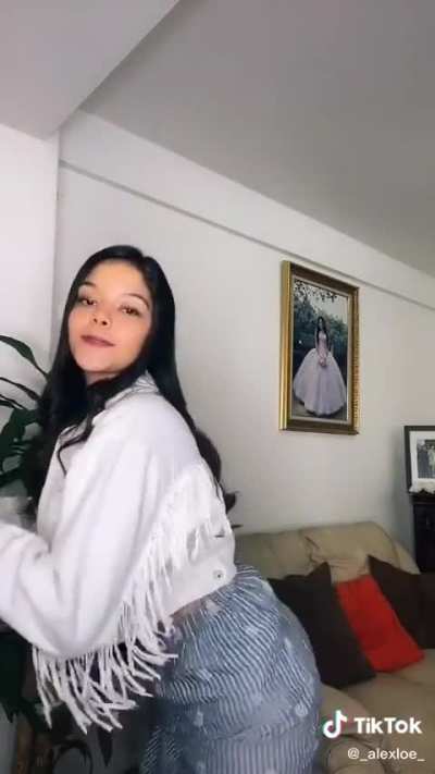😳