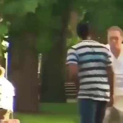 Drunk boomer attacks skaters, gets arrested