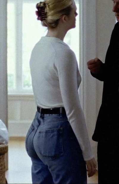 Elle Fanning