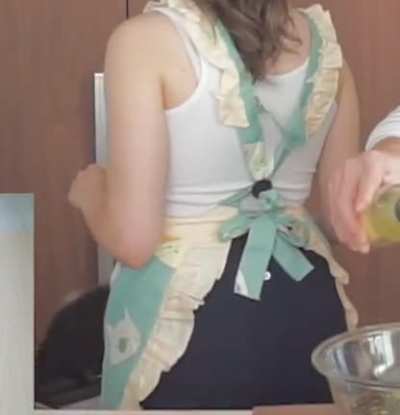 A bit of 🍑jiggle