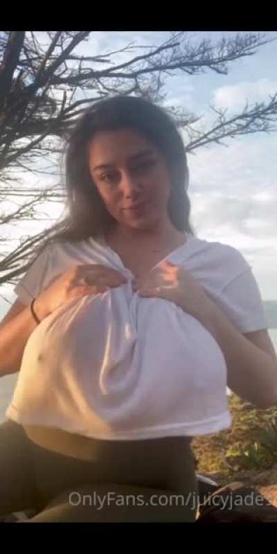 She is the most beautiful woman in the world (please babe don't do it we are begging you)