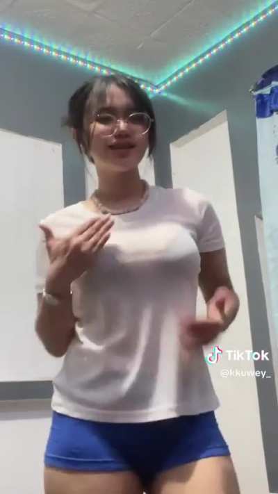 😋