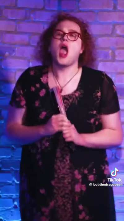 Okay this is possibly the best Bob The Drag Queen video I&rsquo;ve ever watched🤣🤣🤣🤣