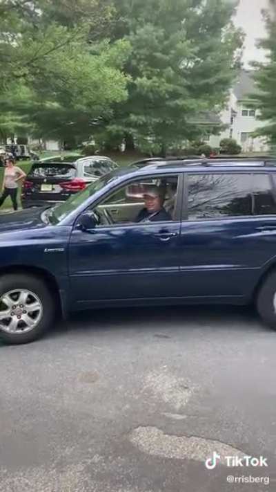 That is one way of handling an asshole&hellip;