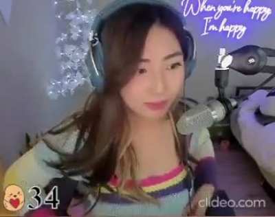 janjan with her cat