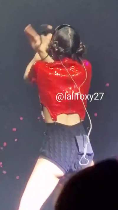 Lisa's cheeks