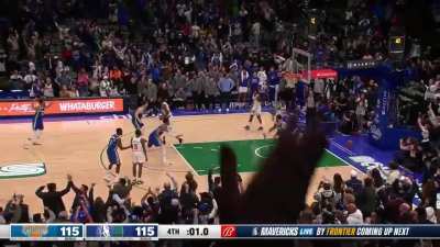 [Highlight] Luka Doncic intentionally misses the FT and hits the miracle game tying shot with 1 second left