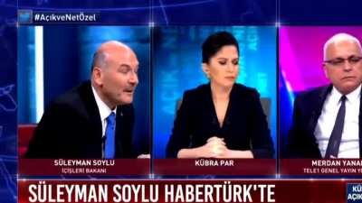 Bakanın &uuml;slubuna bak. Nerde ne konuşacağını bilmeyen insanlar başa ge&ccedil;ince olan bu
