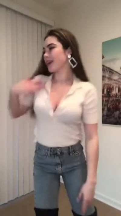 The beautiful and talented McKayla Maroney turns 27 today