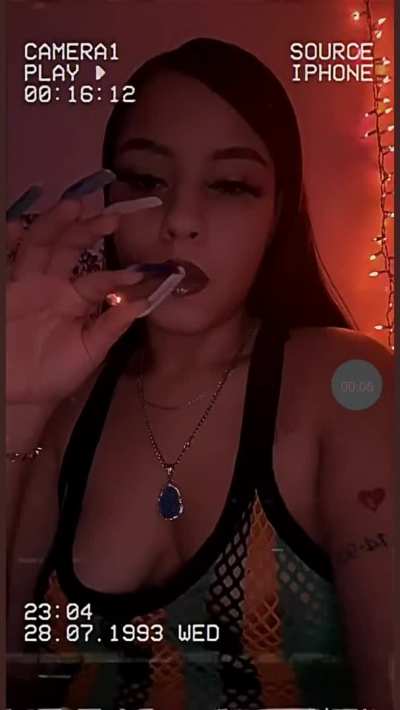 Jen Sh@wty Nip Slip