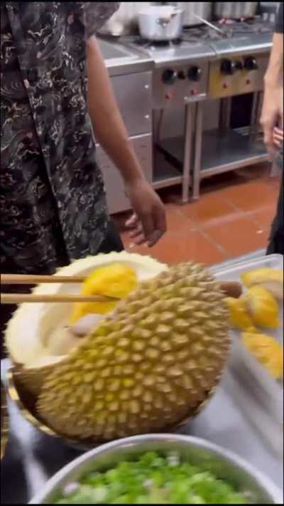 Durian Ramen RM40