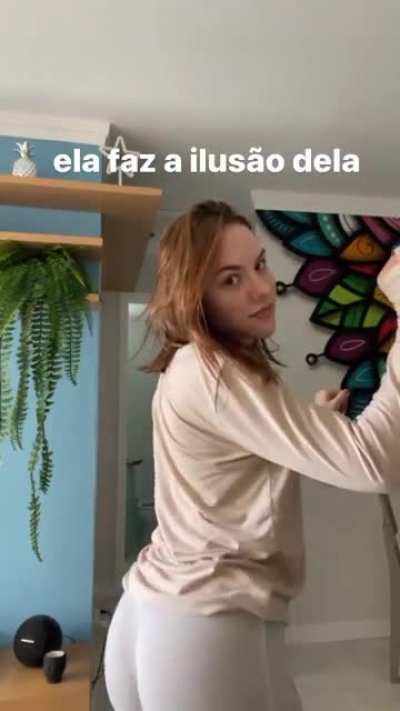 Becca Pires
