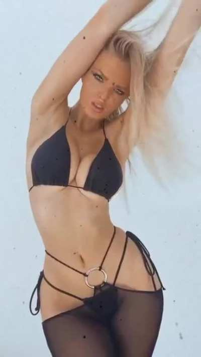 Hips Don't Lie