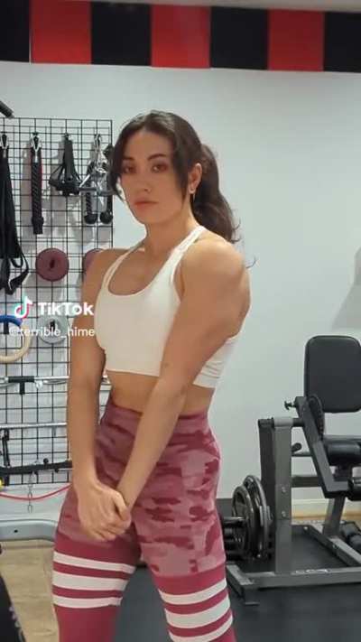 Kris Lee