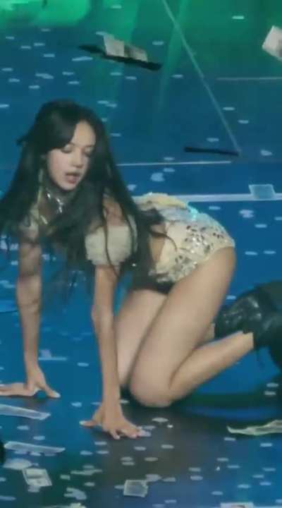 Lalisa 🥵