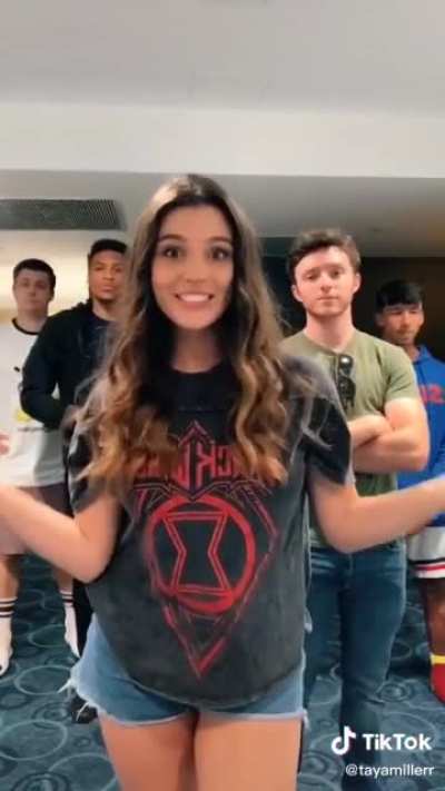 Justice league assem... wait. Justice league umm arrives 🤷🏻‍♂️